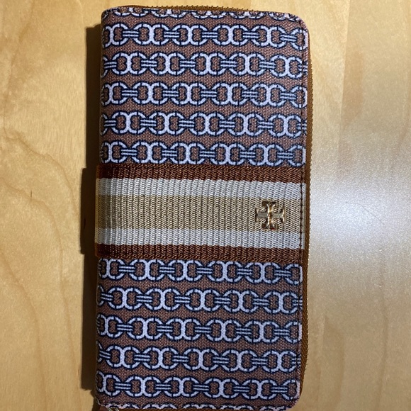Tory Burch Handbags - TORY BURCH WALLET